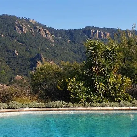L'esterel Avec Piscine Vue -mandelieu 06210- 6 Pers Frejus