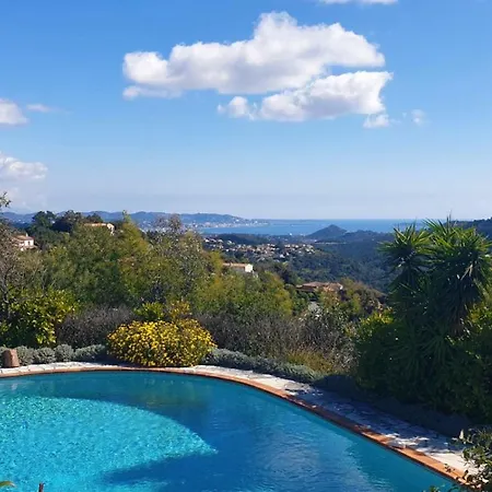 Holiday home L'esterel Avec Piscine Vue -mandelieu 06210- 6 Pers Frejus